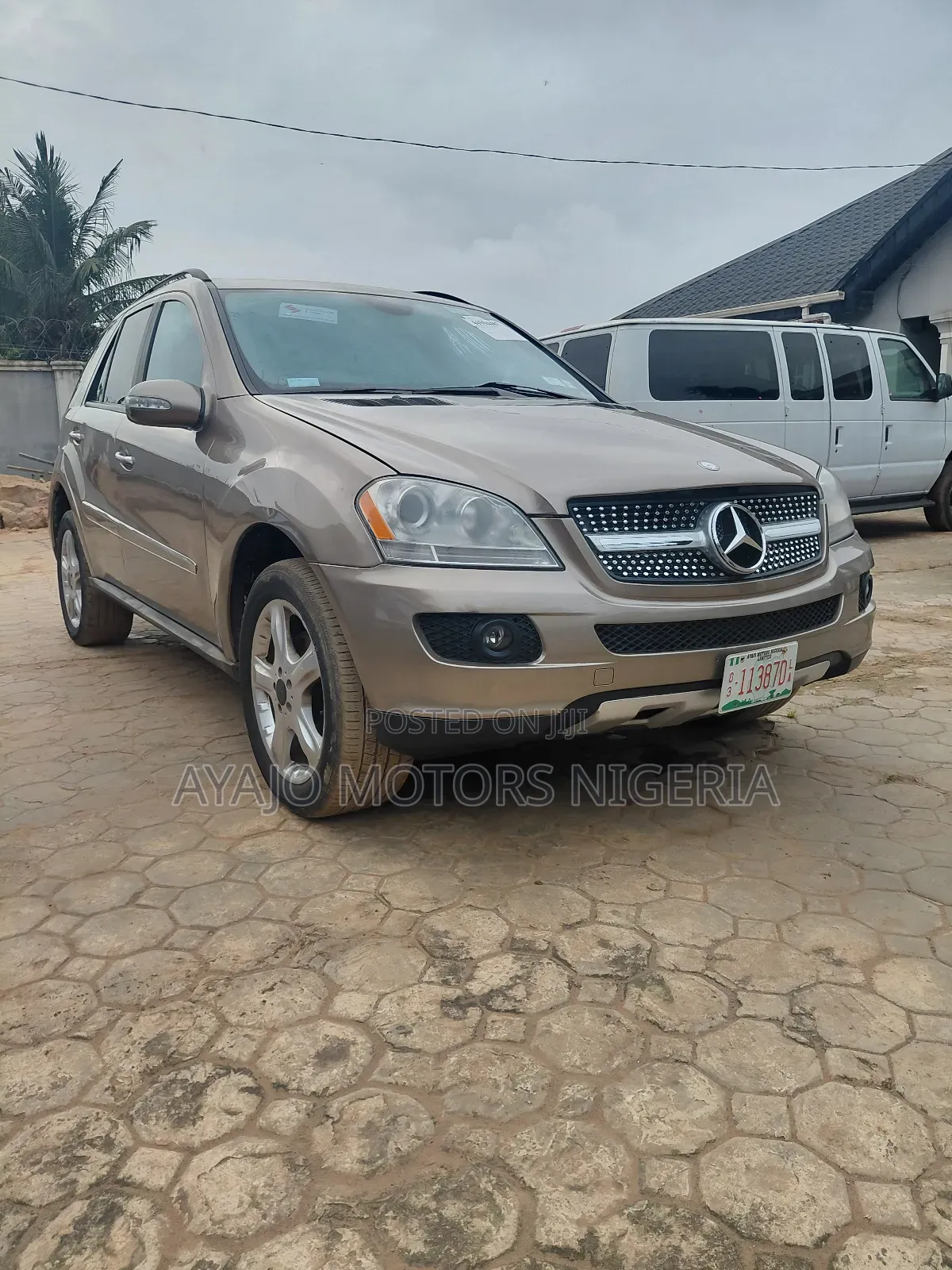Mercedes-Benz M Class 2008 Gold