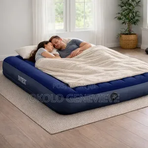 Inflatable Intex 4 by 6 Airbed With Hand Pump 10inches Height