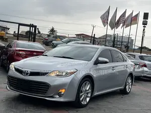 Toyota Avalon Limited 4dr Sedan (3.5L 6cyl 6A) 2014 Silver