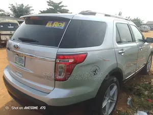 Ford Explorer 2014 Silver