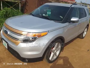 Ford Explorer 2014 Silver
