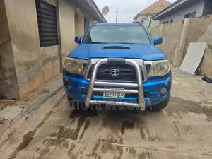 Toyota Tacoma 2007 Blue