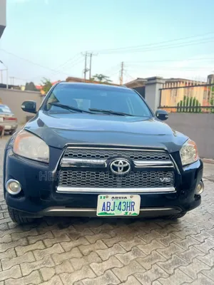 Toyota RAV4 2010 Black