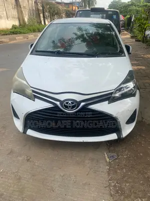 Toyota Yaris 2015 White