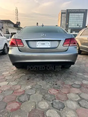 Mercedes-Benz E350 Base 4Matic Sedan AWD (3.5L 6cyl 7A) 2014 Gray