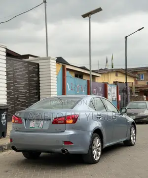 Lexus IS 250 2008 Blue