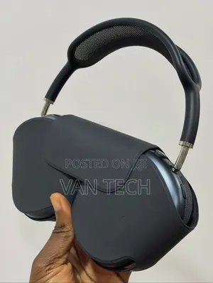 Clean UK Used Airpods Max 2