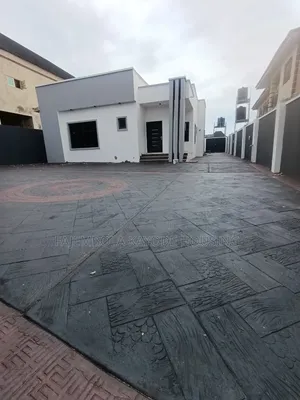 3bdrm Bungalow in Temidire Estate, Eleyele for sale