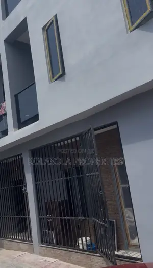 4bdrm Duplex in Yetunde Brown Street, Ifako-Gbagada for rent