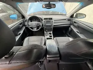 Toyota Camry SE 4dr Sedan (2.5L 4cyl 6A) 2016 Blue