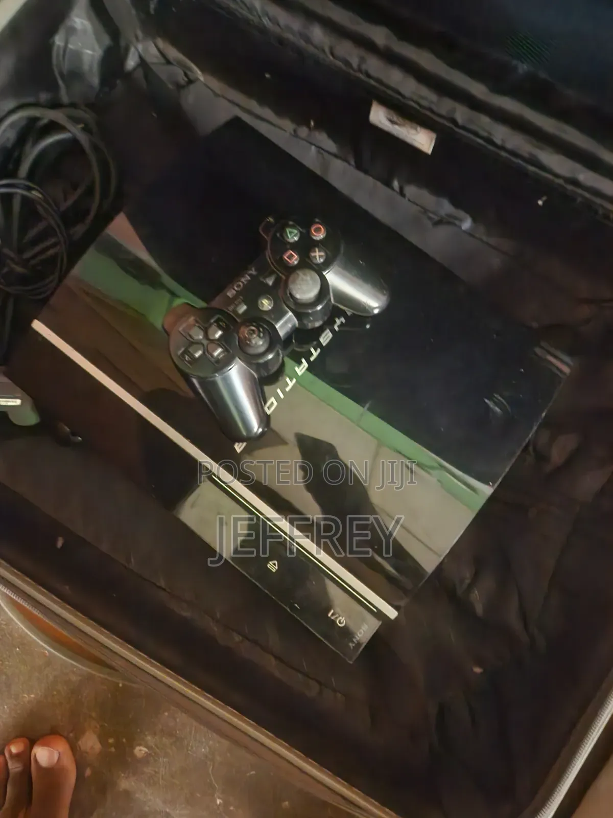 Ps3 Console. One Controller