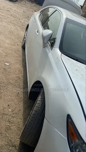 Lexus ES 2014 White