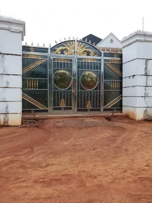Blue Chaker Pan Gate