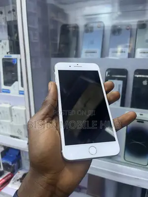 Apple iPhone 8 Plus 64 GB White
