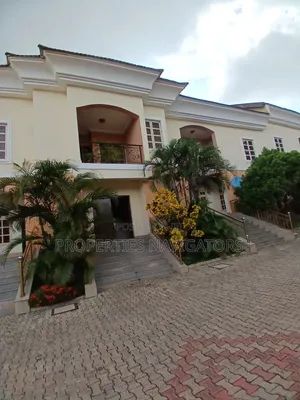 3bdrm Duplex in Asokoro for rent