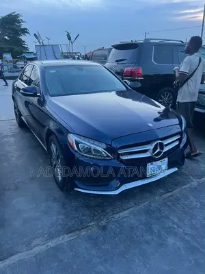 Mercedes-Benz C300 Sport 4Matic Sedan AWD (2.0L 4cyll 7A) 2016 Blue