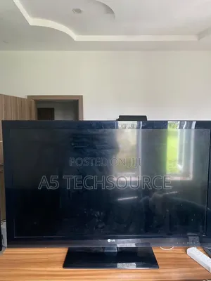 LG 32" Plasma TV