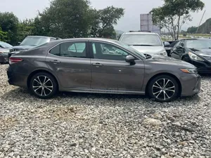 Toyota Camry 2020 Brown