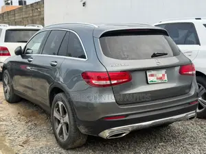 Mercedes-Benz GLC-Class 2016 Black