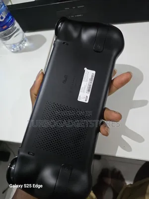 Ayaneo 3 Gaming Handheld