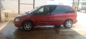 Chrysler Town & Country 2005 Red