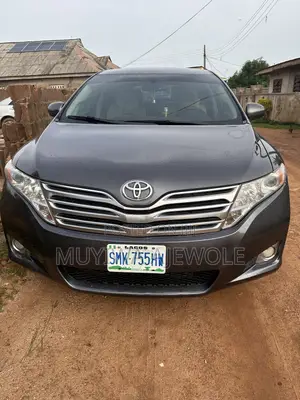 Toyota Avanza 2010 Gray