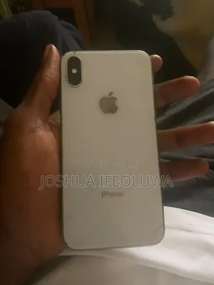 Apple iPhone X 64 GB White
