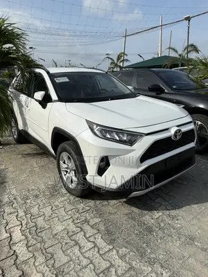Toyota RAV4 2020 White