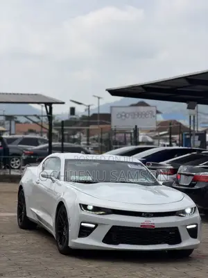 Chevrolet Camaro 2017 White