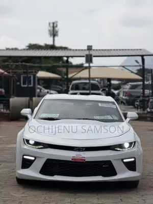 Chevrolet Camaro 2017 White