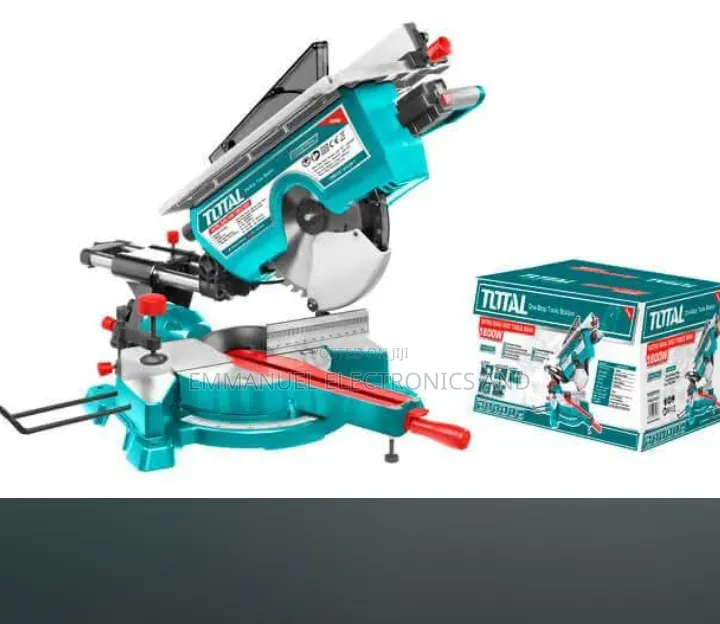 Total Mitre Saw 1,800w