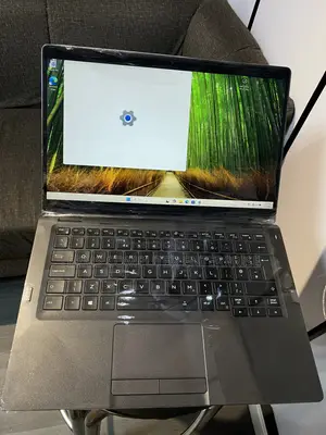 Laptop Dell Latitude 5300 2-in-1 8GB Intel Core i5 SSD 256GB