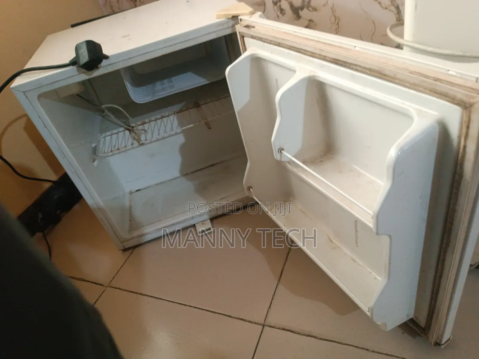 Thermocool Bedside Fridge
