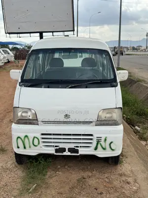 Suzuki Every 2010 White