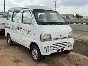 Suzuki Every 2010 White