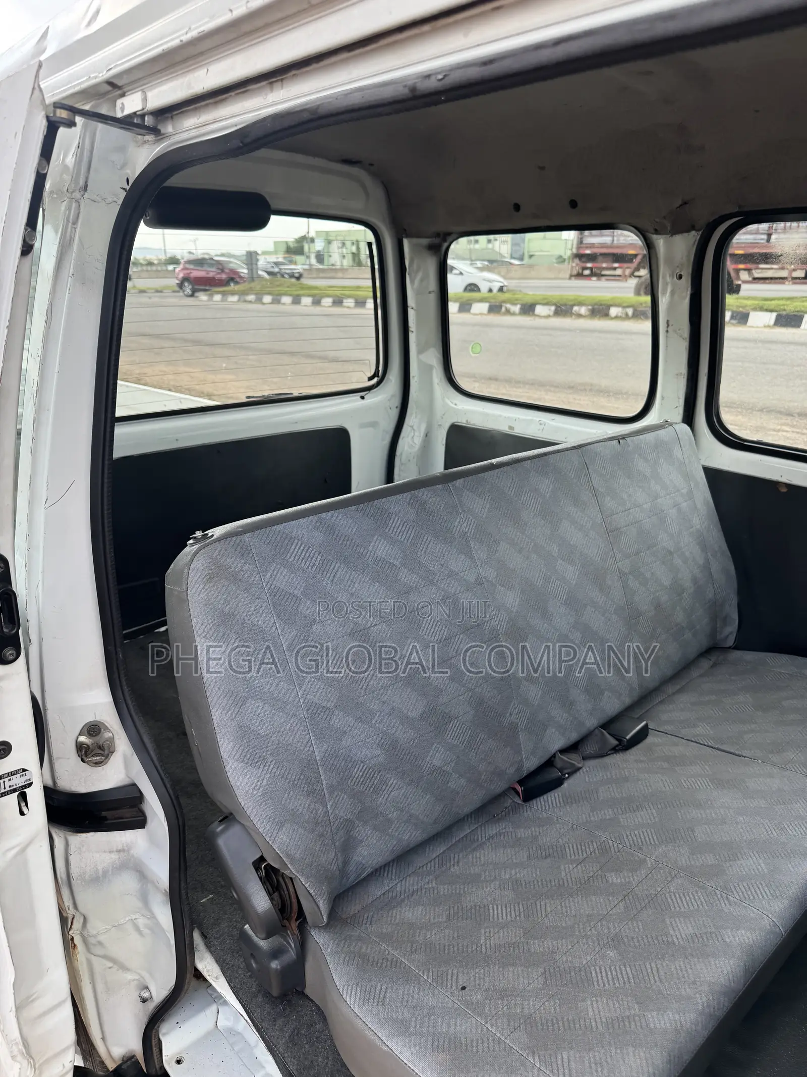 Suzuki Every 2010 White