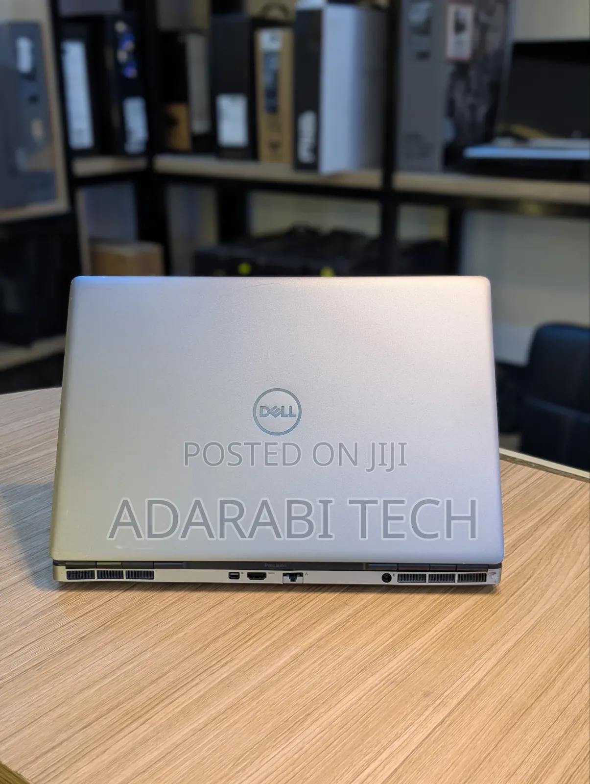 Laptop Dell Precision 7560 32GB Intel Xeon SSD 512GB