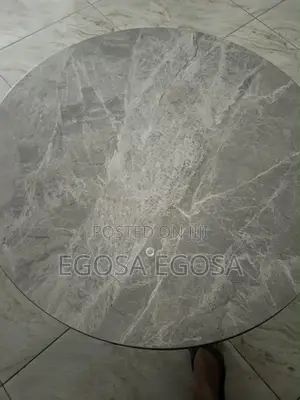 Table for Sell for Very Clean