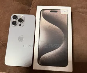 Apple iPhone 15 Pro Max 256 GB Silver
