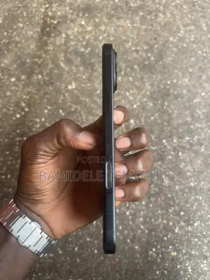 Apple iPhone 16 Plus 128 GB Black