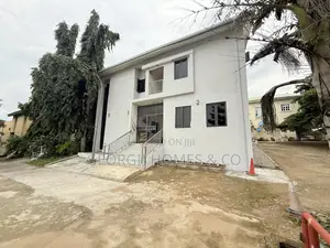 4bdrm Duplex in Wuse 2 for rent
