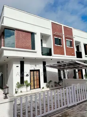 Furnished 4bdrm Apartment in Victoria Crest 2, Chevron for sale