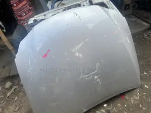 Bonnet Is250