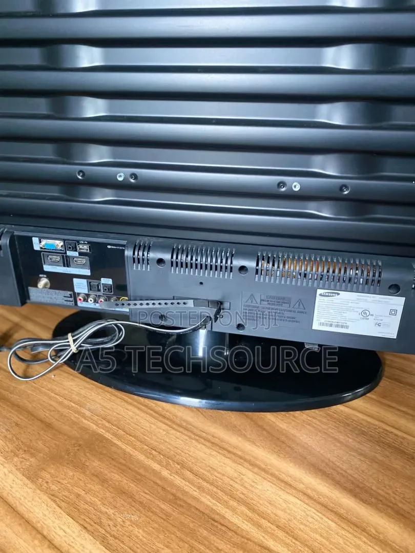 Samsung 32" Television