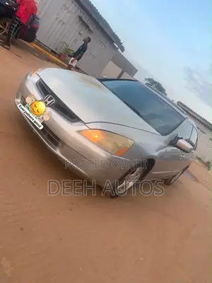 Honda Accord 2004 Silver