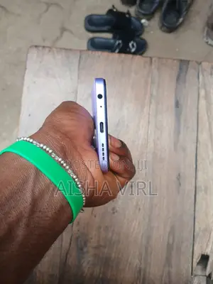Infinix Hot 60i 128 GB Pink