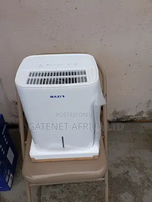 Maxi Dehumidifier 12L Digital Dehumidifier