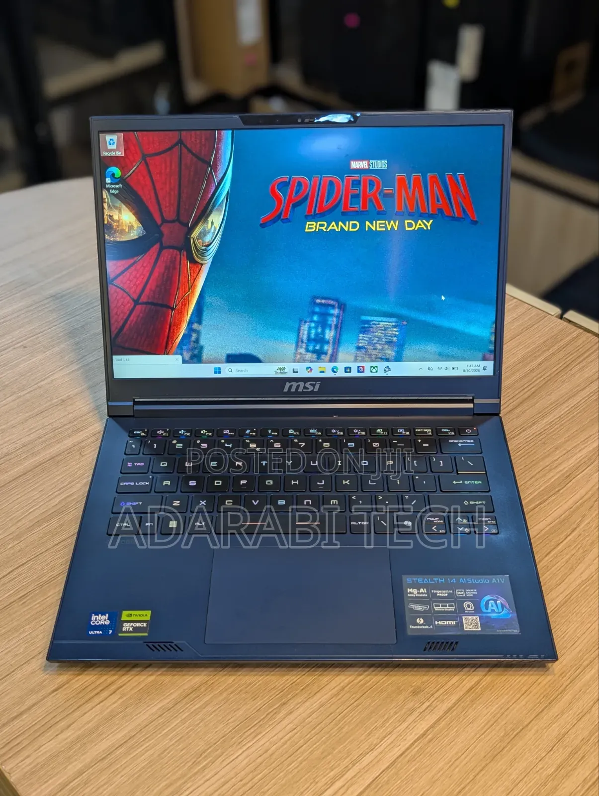 Laptop MSI Stealth 14 Studio A13VF 32GB Intel Core i7 SSD 1T