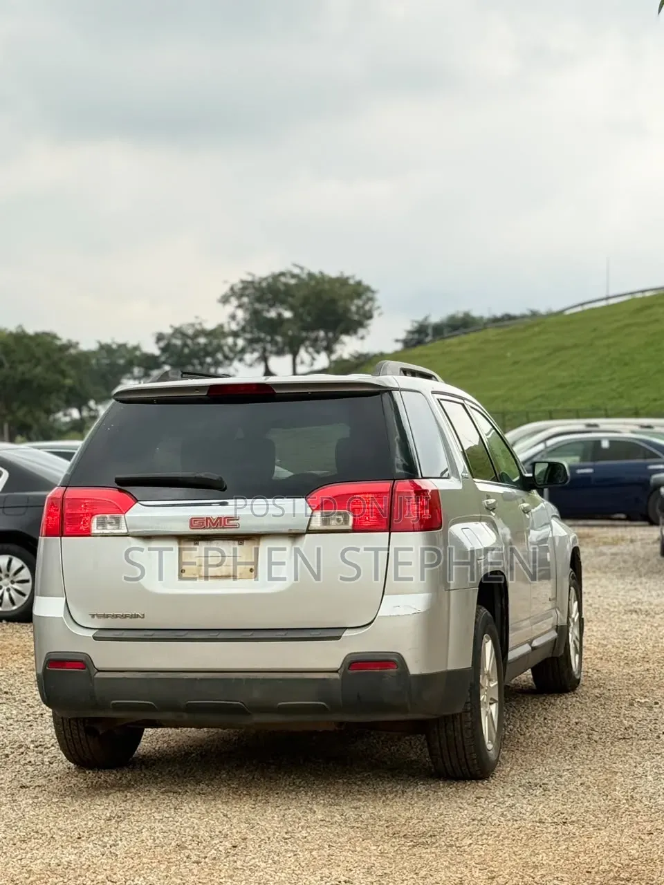 GMC Terrain 2010 Silver