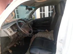 Toyota HiAce 2013 White